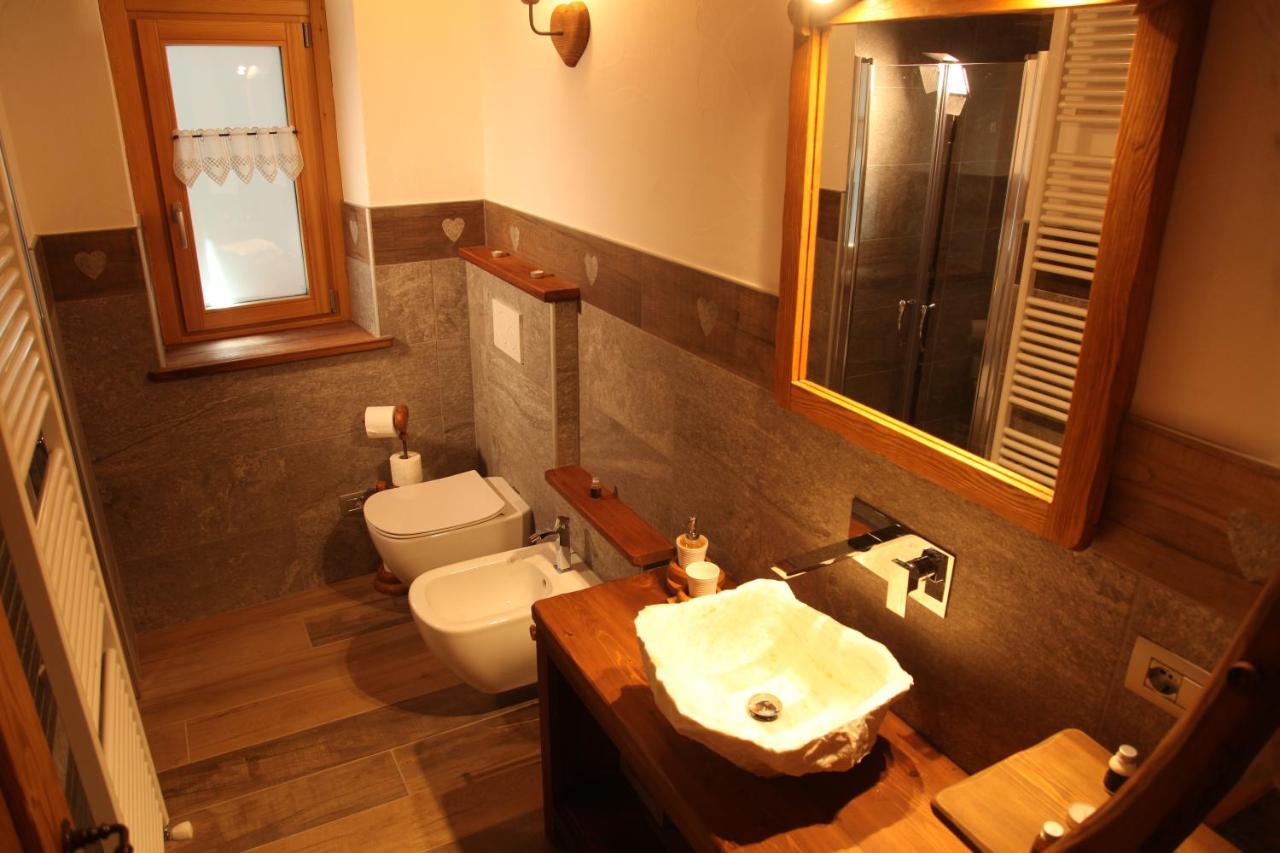 Mi Casa Tu Casa Bed & Breakfast Brusson Ngoại thất bức ảnh