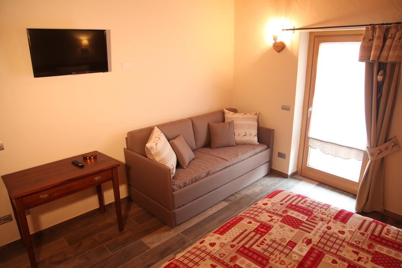Mi Casa Tu Casa Bed & Breakfast Brusson Ngoại thất bức ảnh