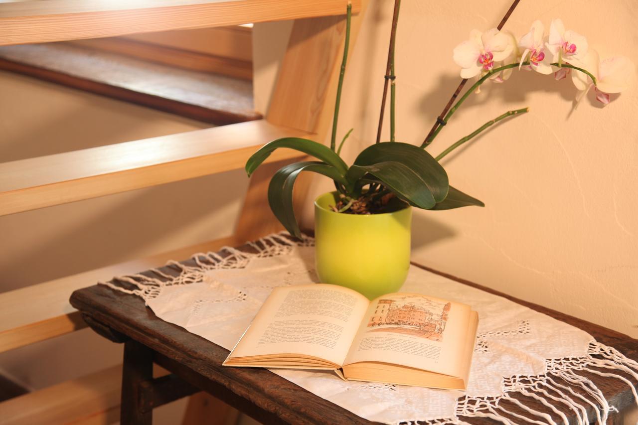 Mi Casa Tu Casa Bed & Breakfast Brusson Ngoại thất bức ảnh