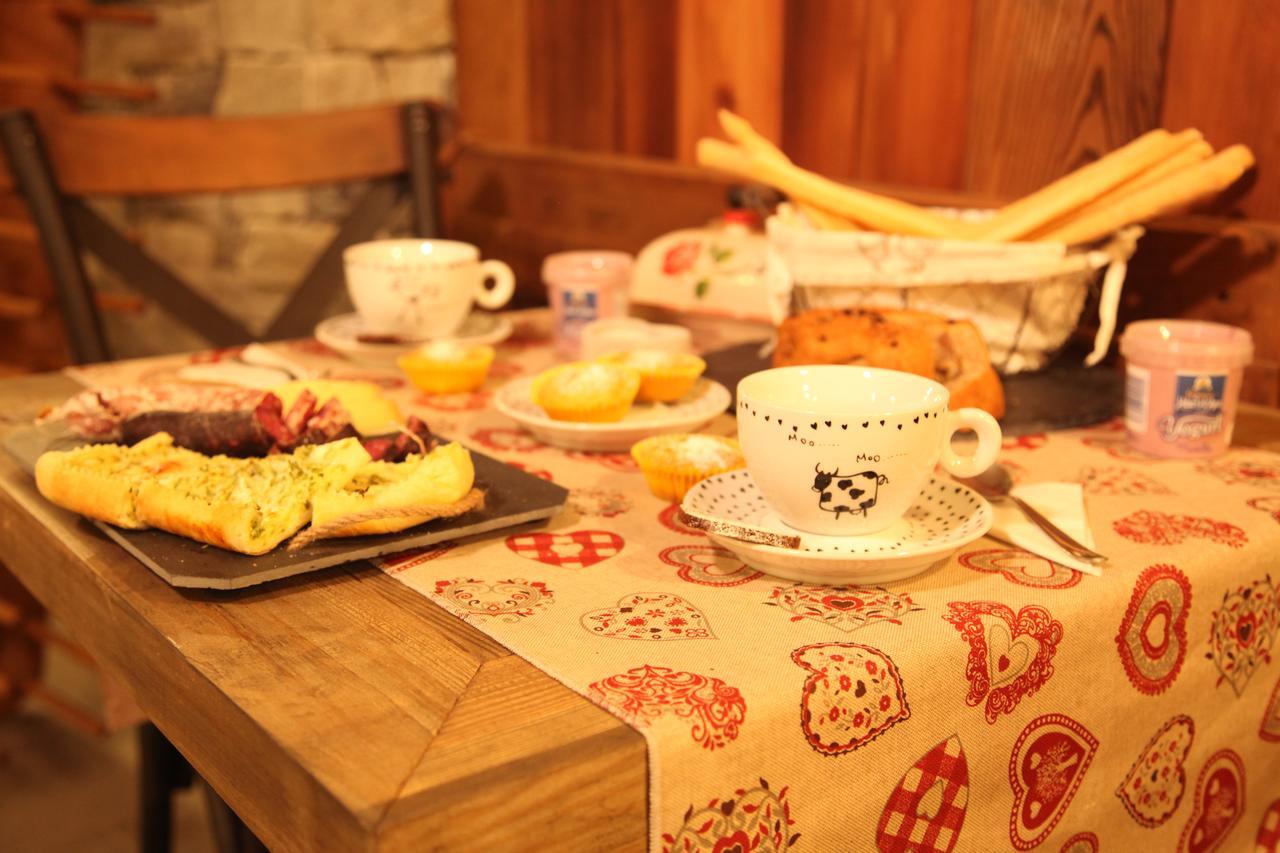 Mi Casa Tu Casa Bed & Breakfast Brusson Ngoại thất bức ảnh