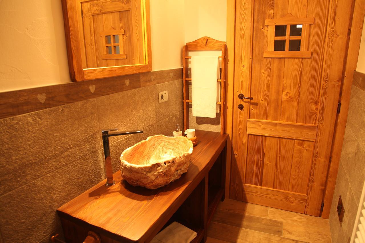 Mi Casa Tu Casa Bed & Breakfast Brusson Ngoại thất bức ảnh